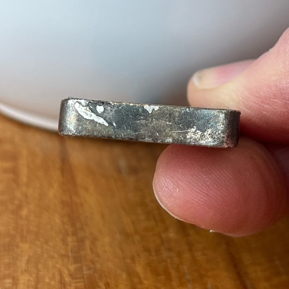 Charming pendant with vintage Gay Dog pic. Epoxy filled with sparkles. Silver. - Picture 9 of 9